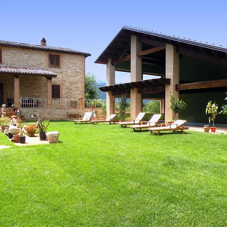 Tenuta Cerretino Piscina Tennis Billardo Villa Montefortino