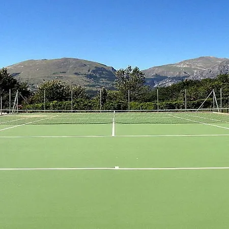 Tenuta Cerretino Piscina Tennis Billardo