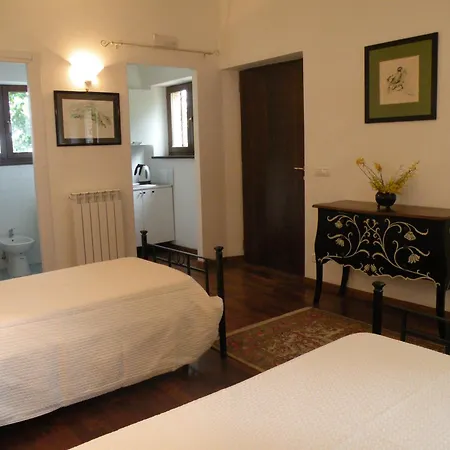 Tenuta Cerretino Piscina Tennis Billardo Montefortino